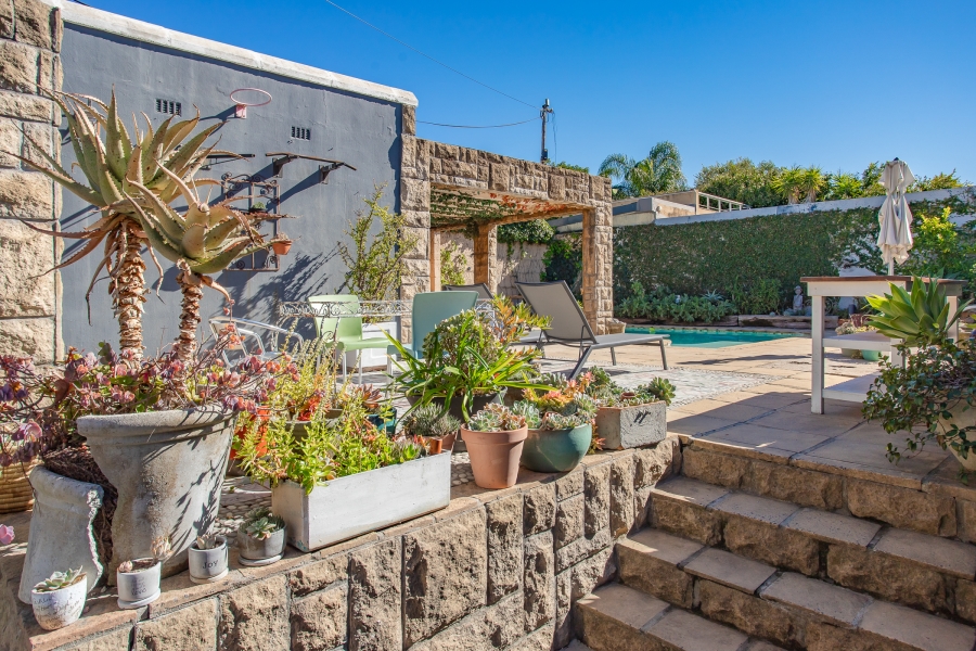 5 Bedroom Property for Sale in Bertville Western Cape